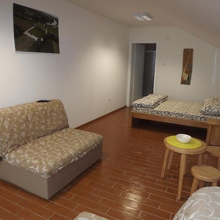 Guest House Zasavica Екстер'єр фото